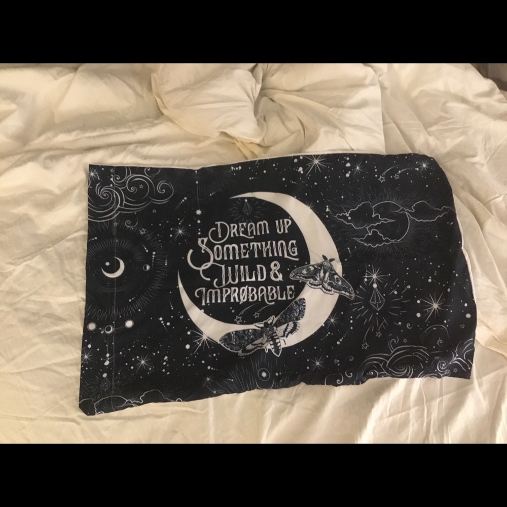 Strange Dreamer- Laini Taylor bookish Quote pillow case